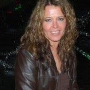 Meet your Posher, Suzanne